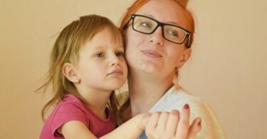 Signs Of A Narcissistic Mother | Mother-Daughter Relationships
